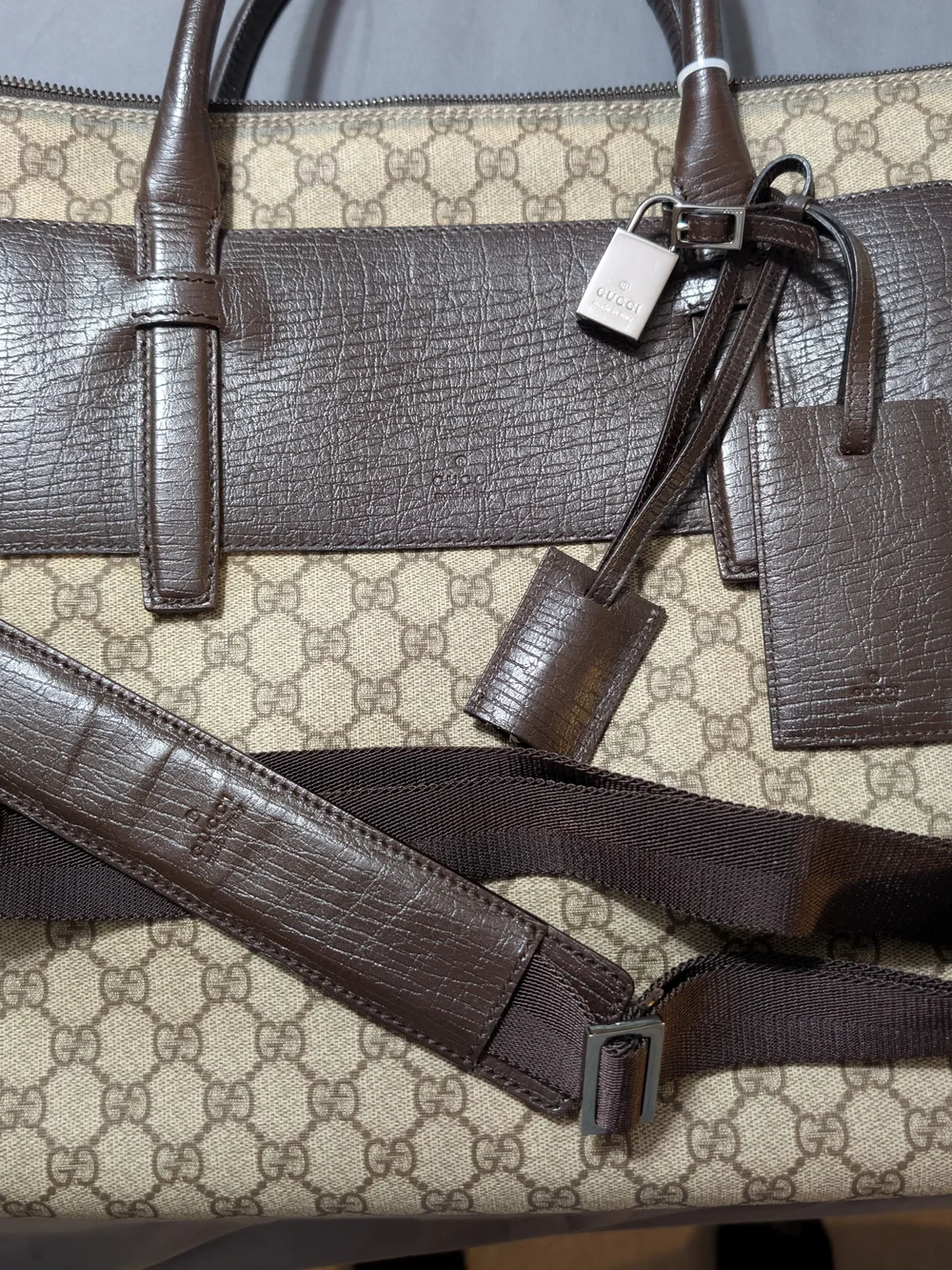 Large Gucci Boston/weekender bag crafted in brown GG Supreme coated canvas